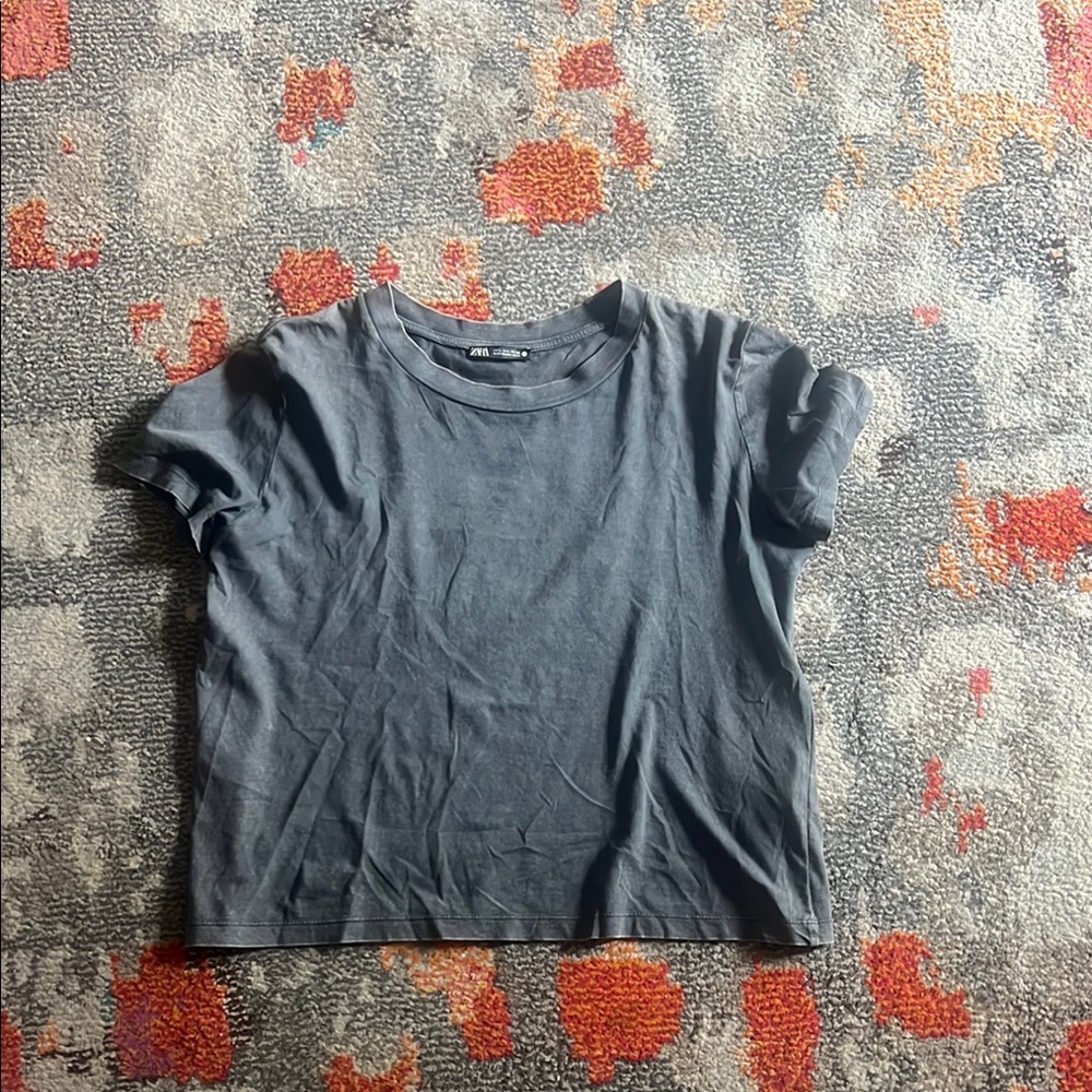 Zara barely worn Gray Short Sleeve T-Shirt